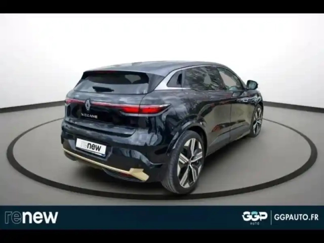 Renault Megane e-tech electric ev60 220ch iconic super charge — photo 6