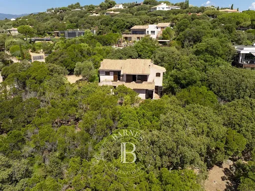 Maison 6 pièces 147 m²