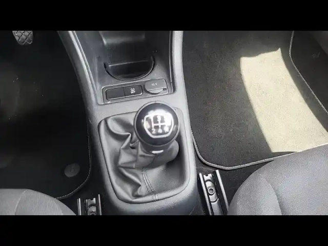 Volkswagen Up ! 1.0 65ch bluemotion technology lounge 5p — photo 14
