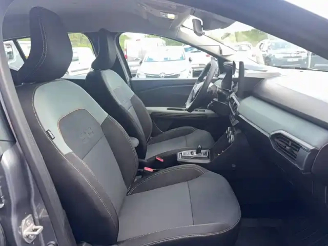 Dacia Sandero eco-g 120 auto — photo 4