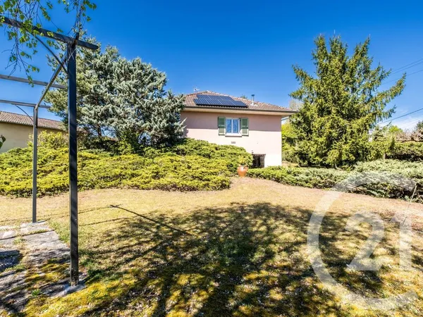 Maison 5 pièces 216 m²
