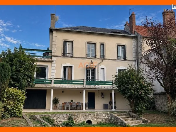Pavillon 9 pièces 189 m²