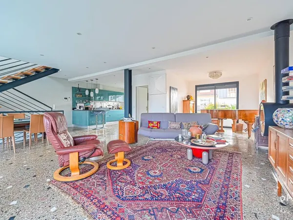 Maison 4 pièces 190 m²