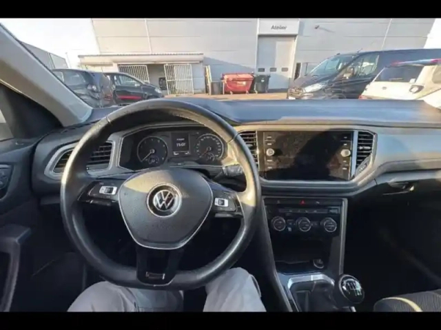Volkswagen T-Roc 1.0 tsi 110ch life — photo 9