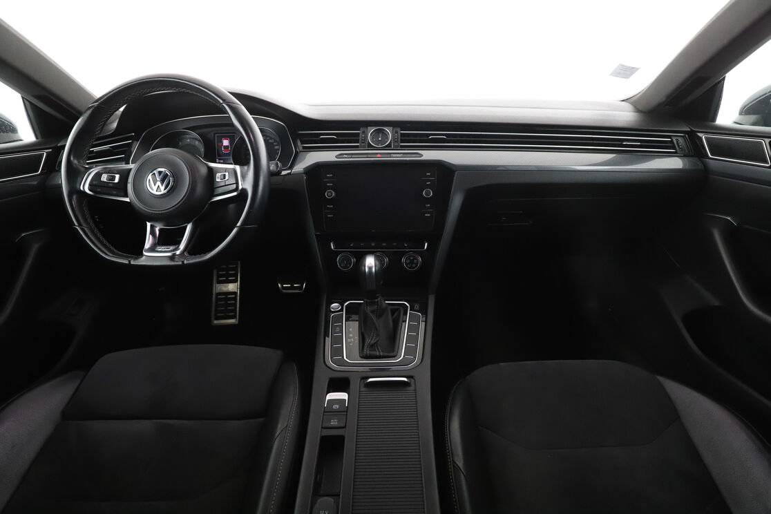 Volkswagen Arteon 2.0 TSI R-Line Exclusive DSG7 — photo 11
