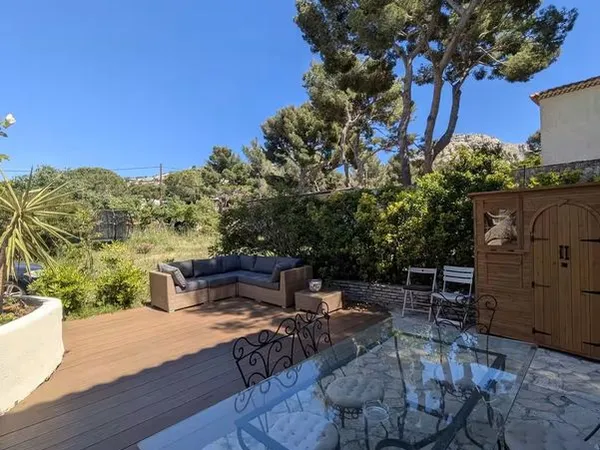 Appartement meublé 3P 100m² - Terrasse, jardin, 2 parkings - Calanques