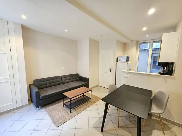 Studio 1 pièce 23 m²