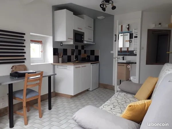 Studio meublé, Place Bichon, Angers