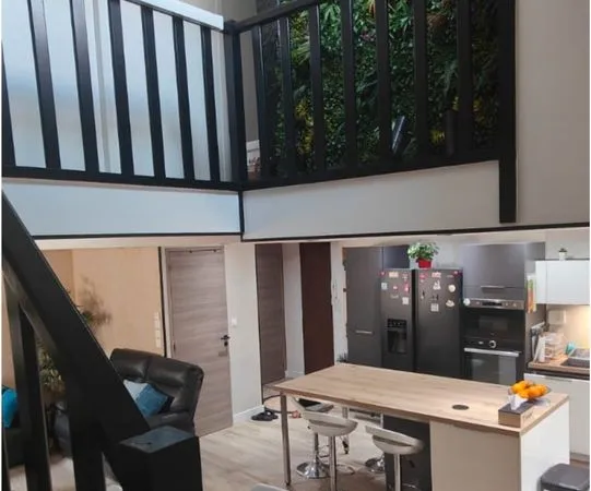 Duplex T3 entièrement rénové