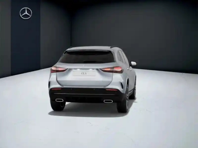 Mercedes Gla 250 e hybrid eq amg line — photo 17
