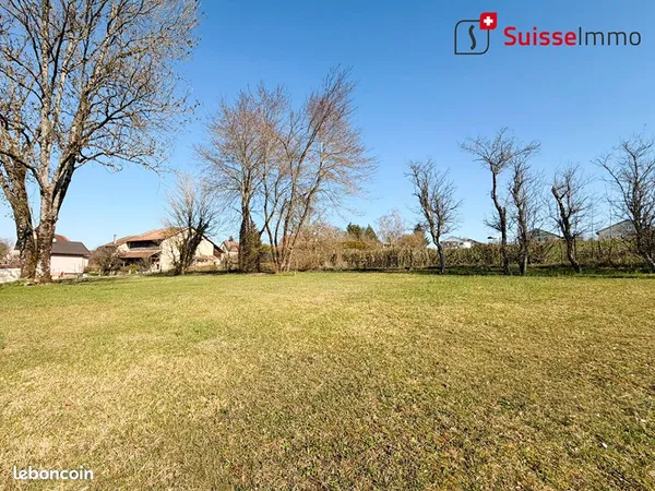 Terrain 709 m² SAINTE MARIE