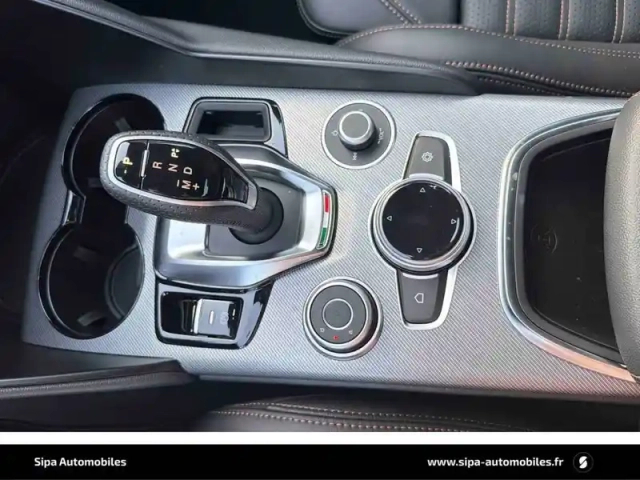 Alfa Romeo Giulia 2.2 210 ch at8 q4 — photo 49