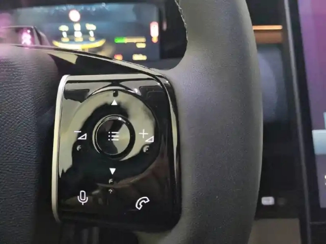 Citroën C5 Aircross hybride 145 ch e-dcs6 — photo 29