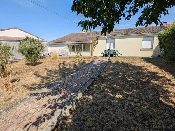 Maison de plain-pied 4 pièces 88 m²