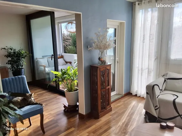 Appartement 5 pièces de 93m2 refait à neuf