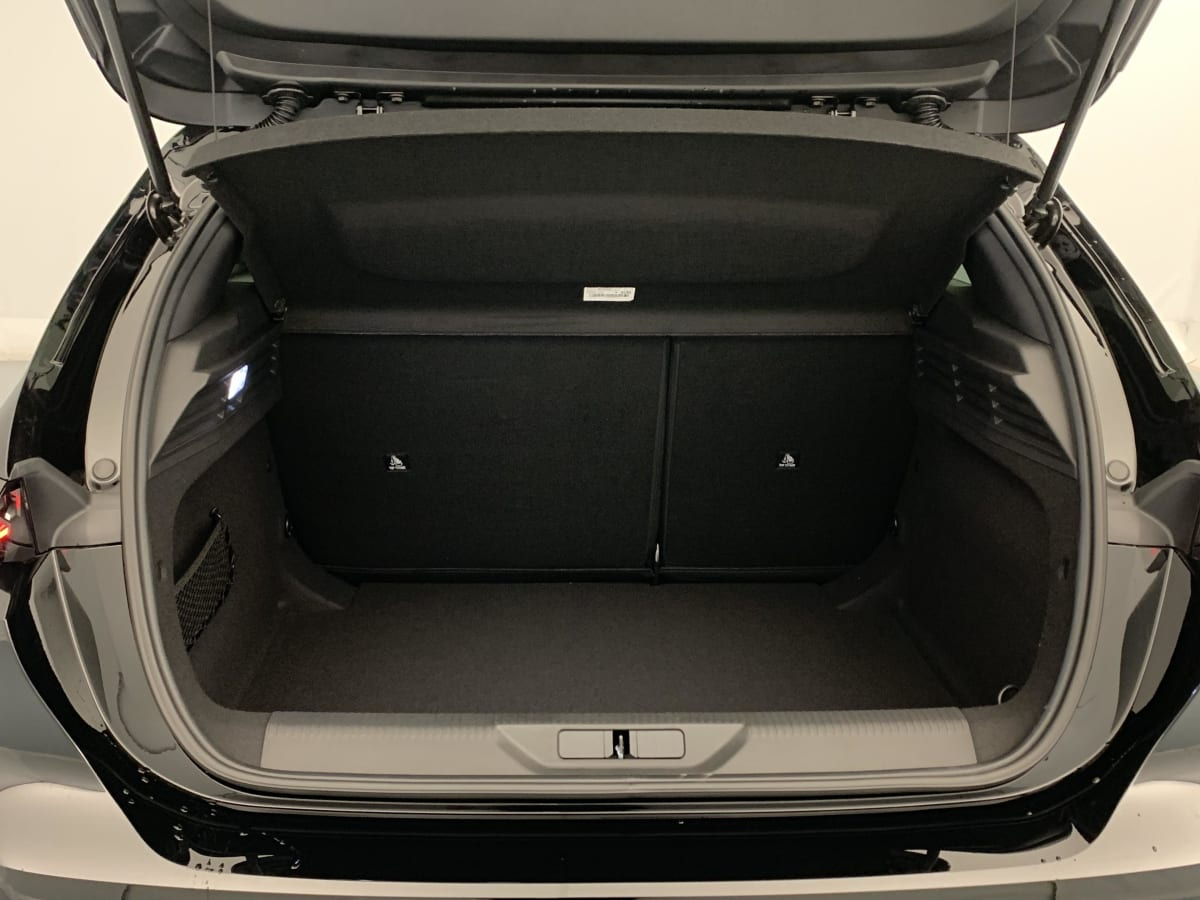 Peugeot 308 — photo 11
