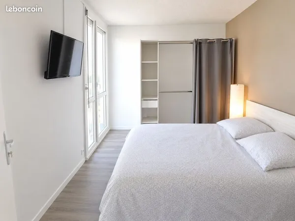 Cenon meublé tout compris + terrasse privative