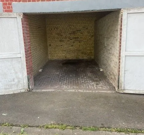 Garage à louer