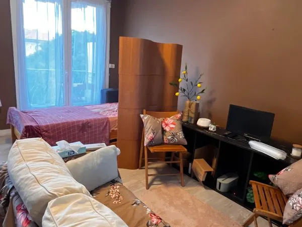 Sous-location studio 25 m² avec balcon