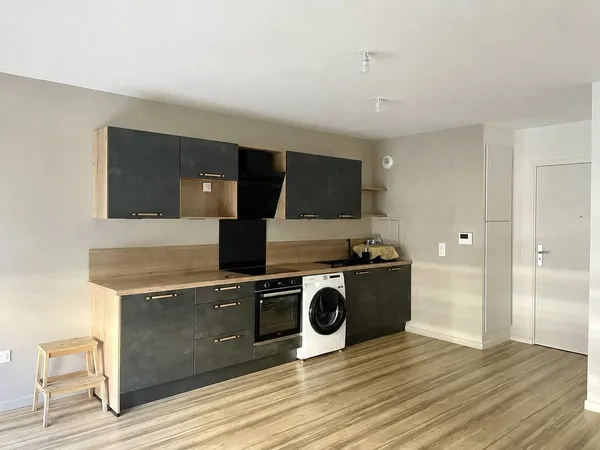 Récent T2 44 m2 avec Balcon - proche rer B Drancy