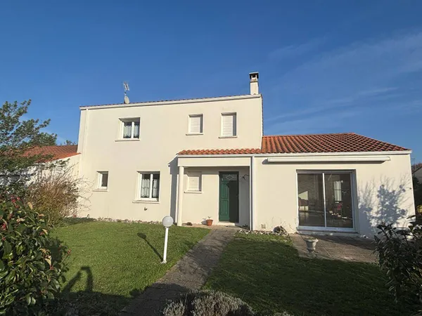 Maison 4 pièces 145 m²