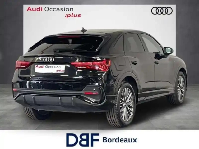 Audi Q3 45 tfsie 245 ch s tronic 6 s line — photo 5