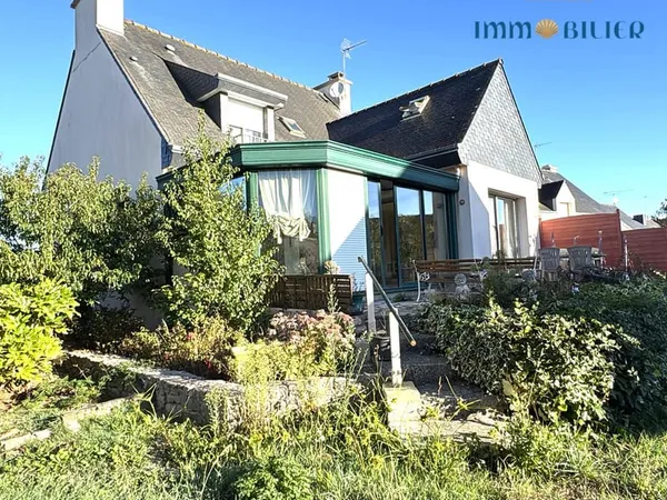 Maison familiale 5 chambres beaux volumes et sous-sol tota