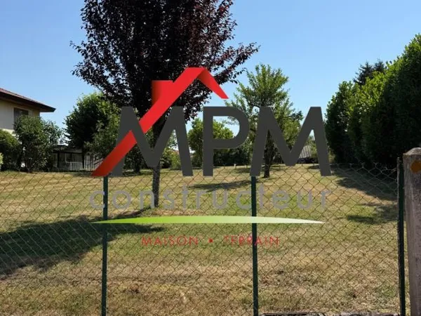 Terrain 880 m² Laiz