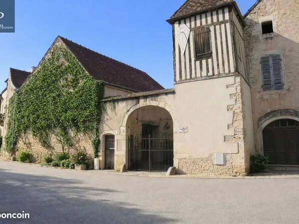 Propriété 10 pièces 370 m²