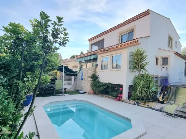 MAISON Possibilité 2 Familles à Plan de Cuques
