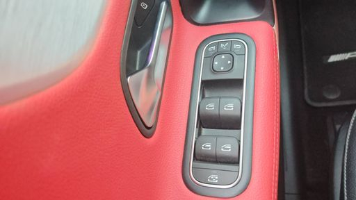 Mercedes Classe A 250 224 7G-DCT - AMG Line – 2019 – 48734 km – Essence – Boîte Automatique — photo 20