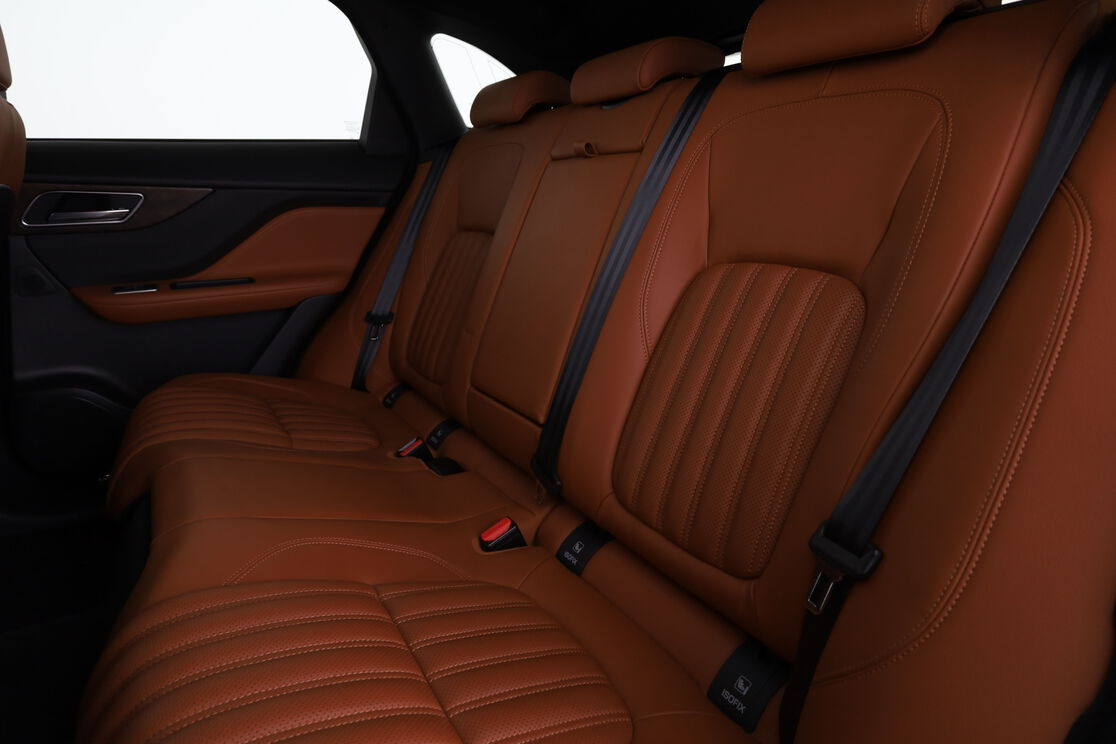 Jaguar F-Pace 2.0 d Prestige 4x4 BVA — photo 13