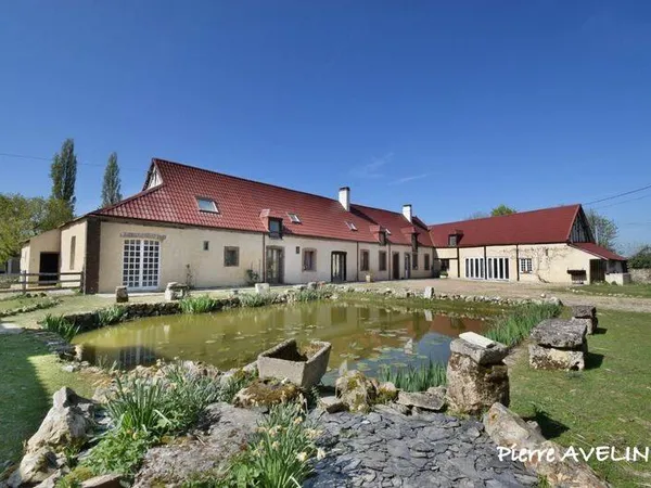 Maison 11 pièces 410 m²