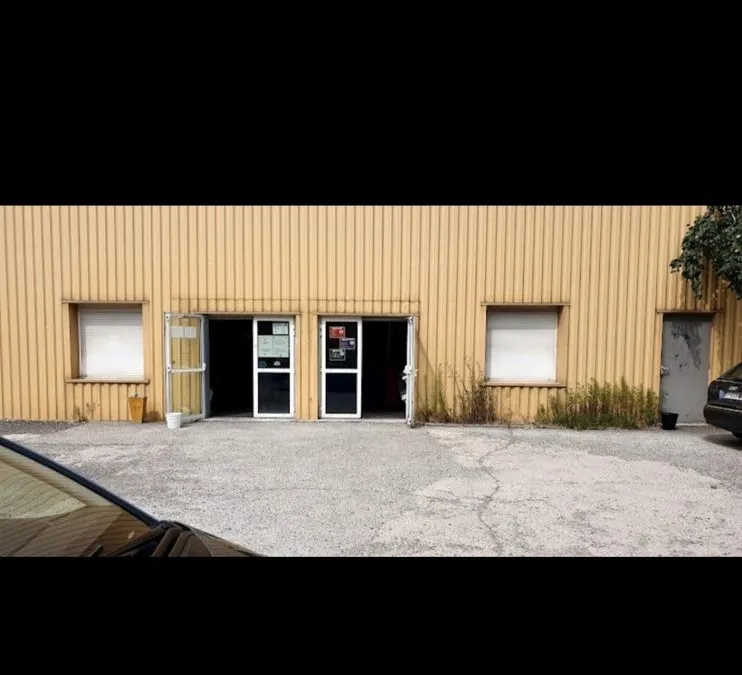 Photo 2