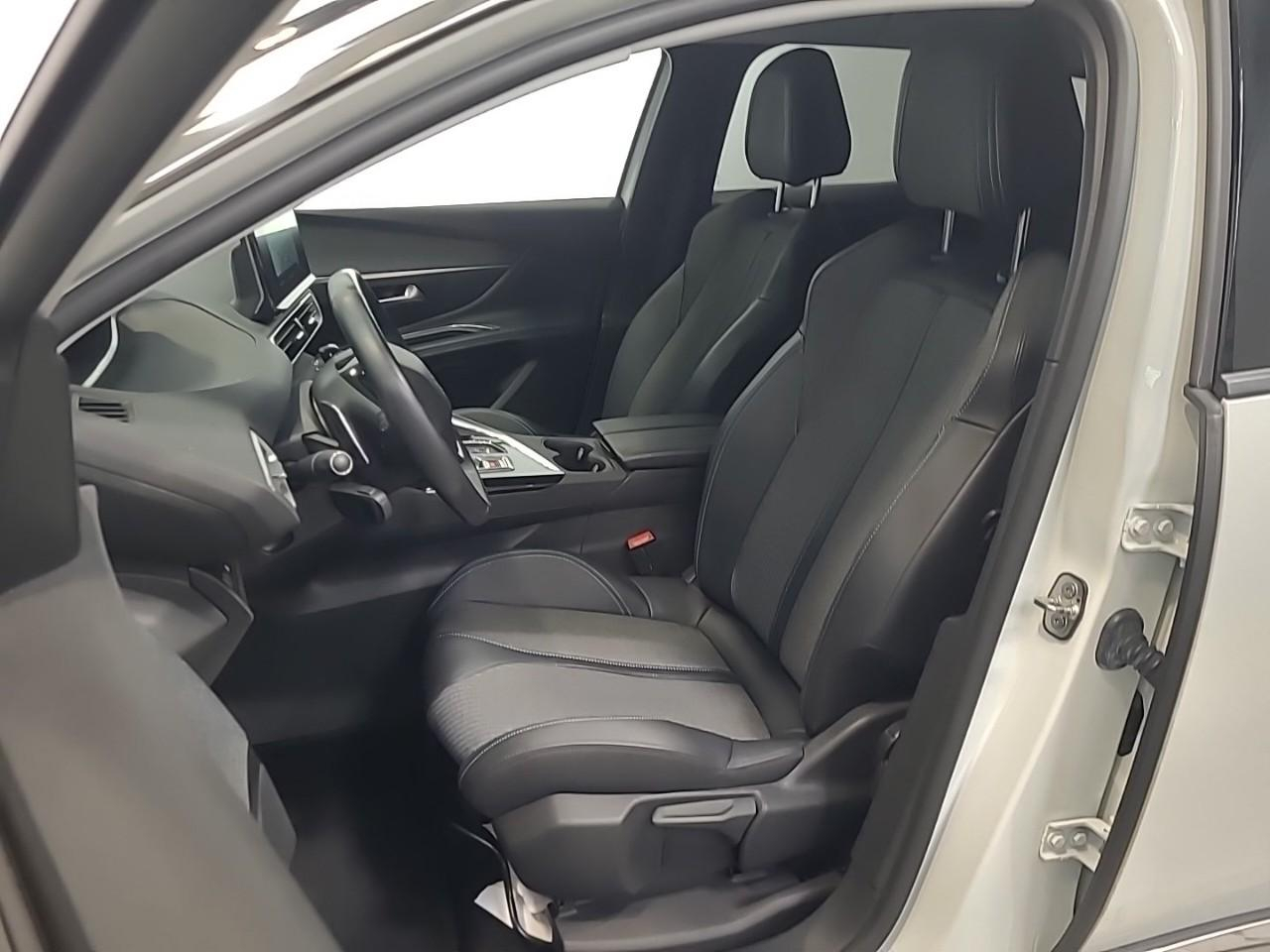 Peugeot 3008 bluehdi 130ch s&s eat8 allure pack — photo 10