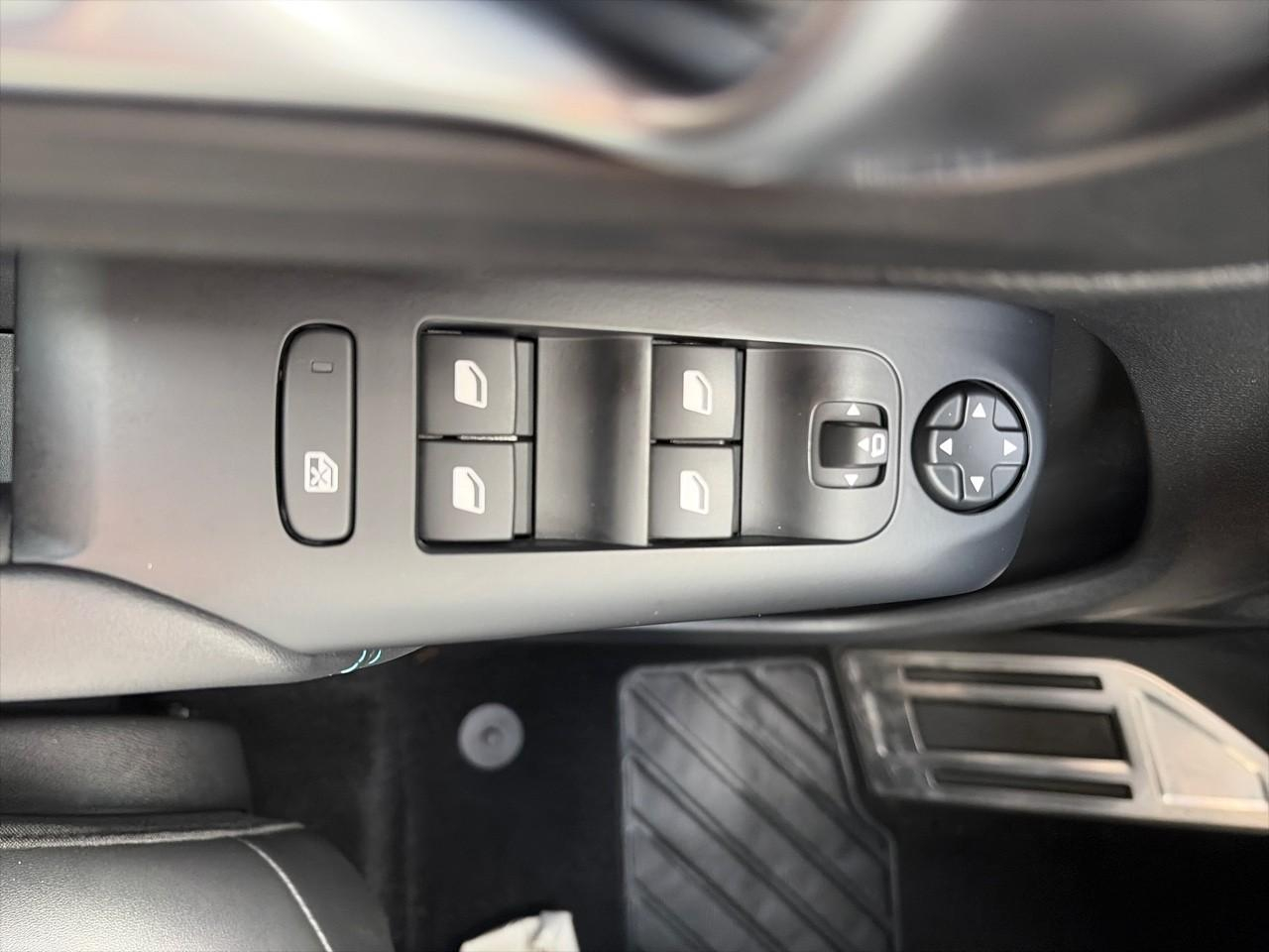 Citroën C5 Aircross bluehdi 130ch s&s shine eat8 — photo 20