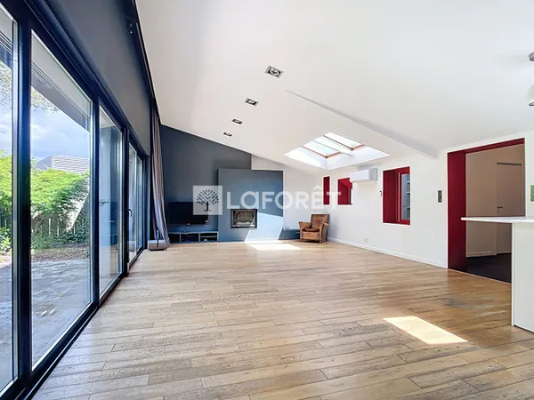 Maison 5 pièces 165 m²