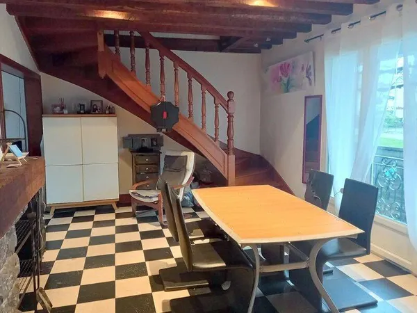 Maison 7 pièces 110 m²