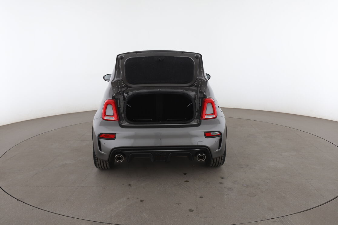 Abarth 595C C 1.4 Turbo T-Jet 595 Turismo MSQ — photo 15