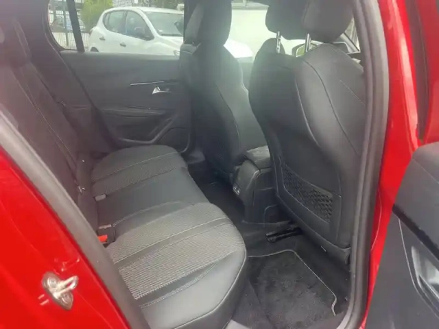 Peugeot 208 electrique 50 kwh 136ch — photo 17