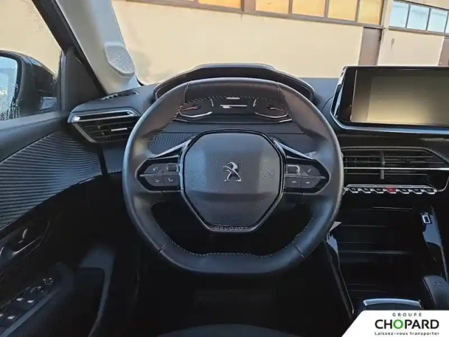 Peugeot 208 puretech 75 s&amp;s bvm5 — photo 90
