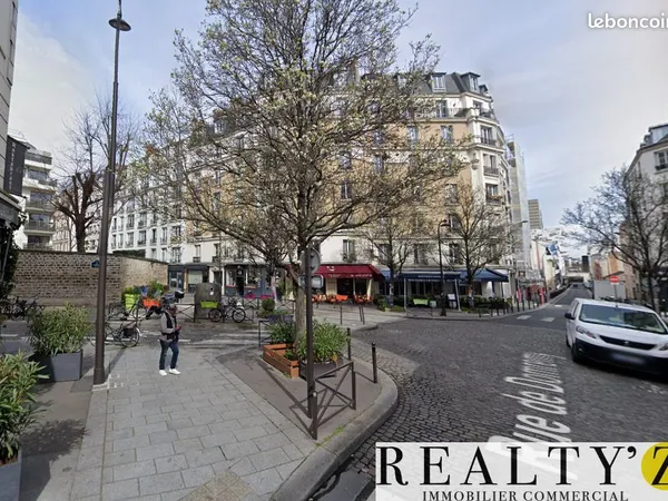 Local commercial 135 m²