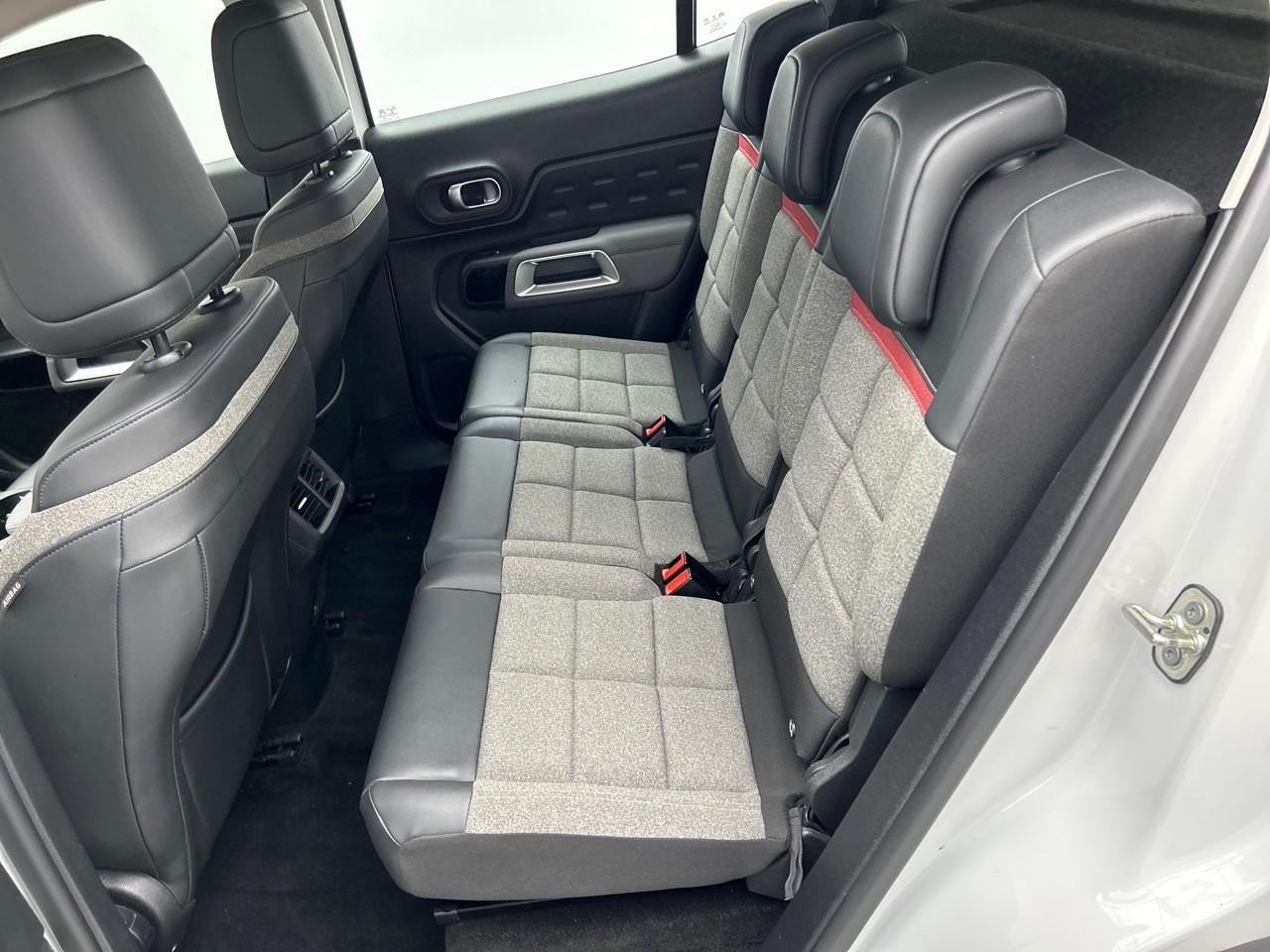 Citroën C5 Aircross hybride rechargeable 225 s&s e-eat8 feel — photo 13