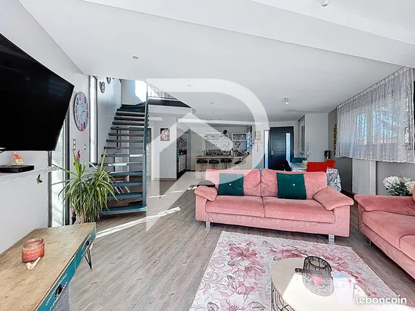 Villa 5 pièces 116 m²