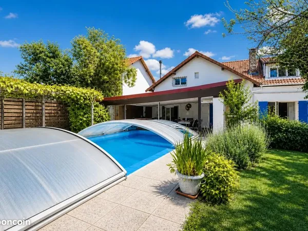 Maison 5 pièces 131 m²