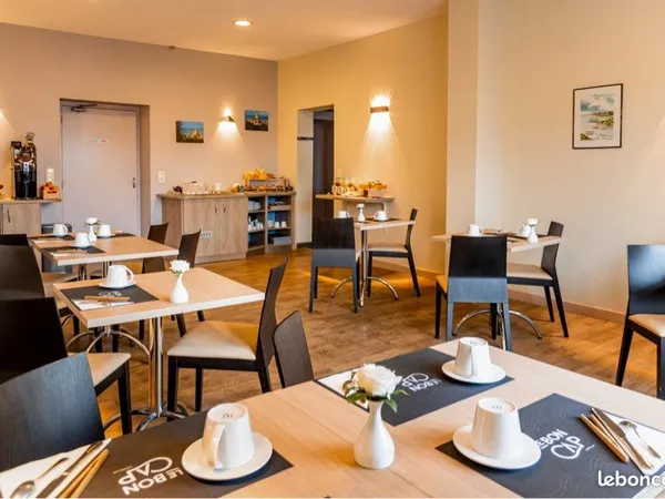 À Vendre - Hôtel idéalement situé