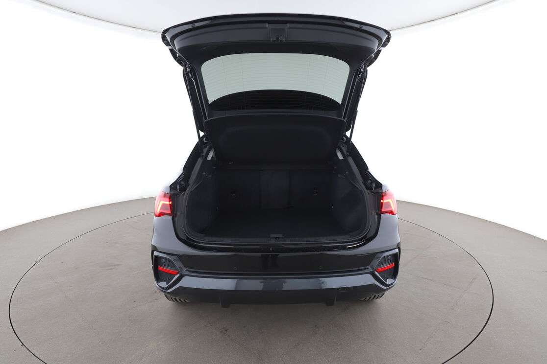 Audi Q3 Sportback 35 TFSI S Tronic 7 — photo 15