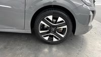 Peugeot 208 1.2 100ch S&S Allure — photo 20