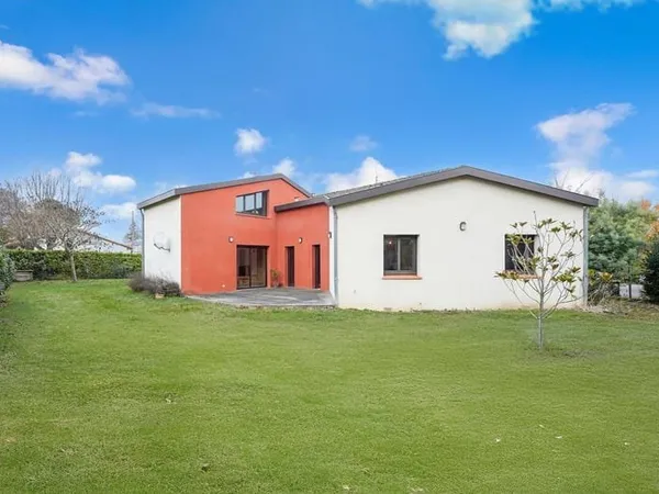 Maison 1 pièce 150 m²