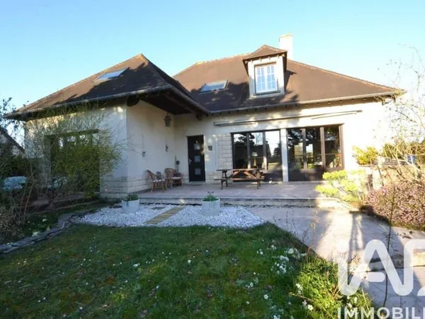 Maison 9 pièces 200 m²